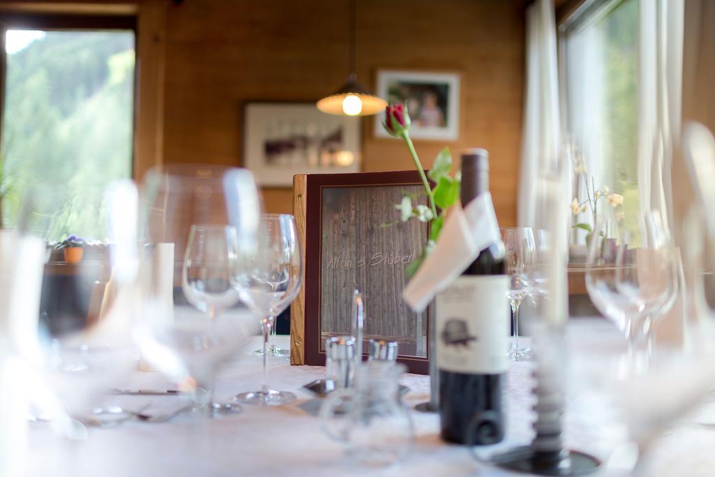 Alfonsstueberl - Ferienwohnungen & Restaurant Innervillgraten Extérieur photo