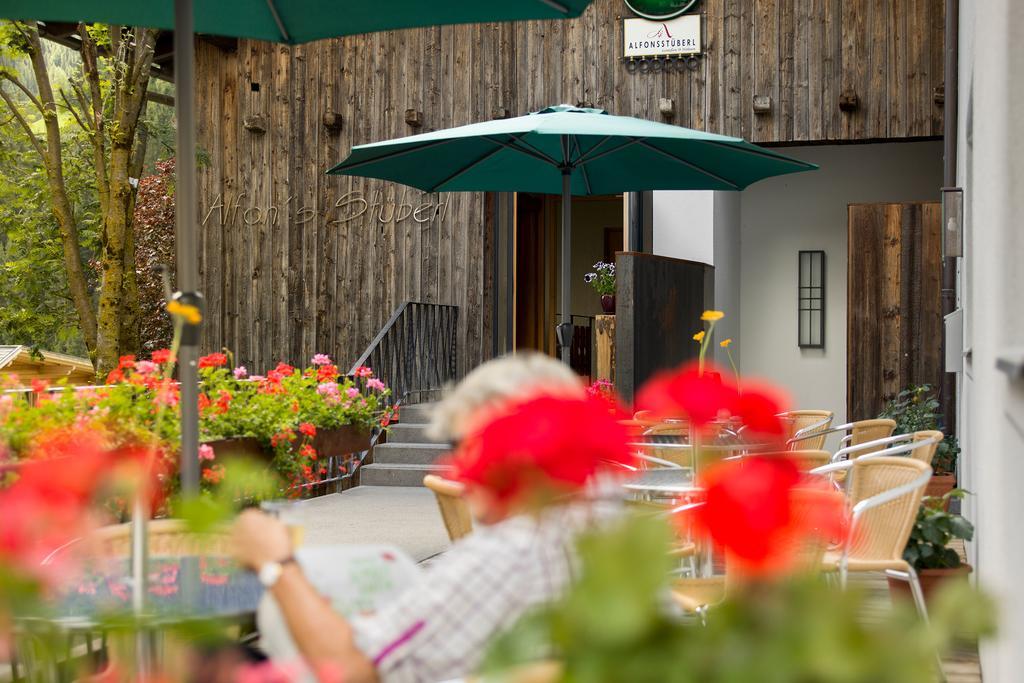 Alfonsstueberl - Ferienwohnungen & Restaurant Innervillgraten Extérieur photo
