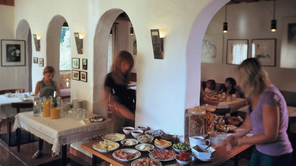 Alfonsstueberl - Ferienwohnungen & Restaurant Innervillgraten Extérieur photo