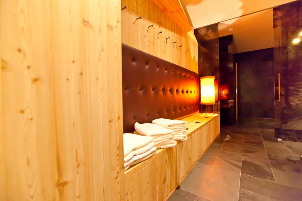 Alfonsstueberl - Ferienwohnungen & Restaurant Innervillgraten Extérieur photo
